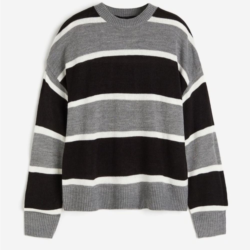 ⭐️ NWT Divided Jacquard-Knit black, grey & white crew-neck Sweater- M